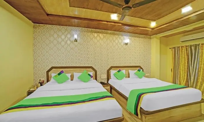 Premium Tek Büyük Yataklı Oda