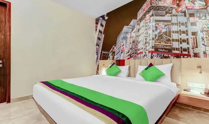 Premium Tek Büyük Yataklı Oda