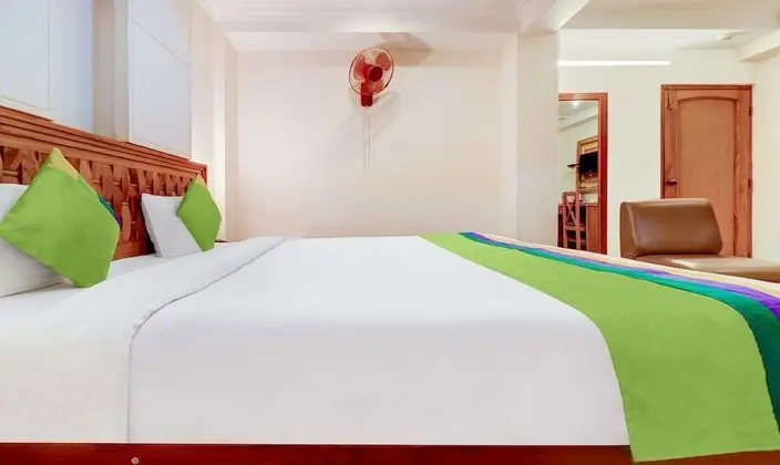 Deluxe Tek Büyük Yataklı Oda