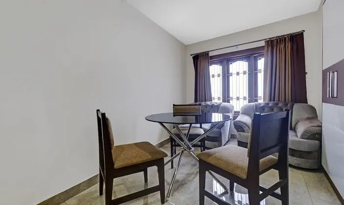 Premium Tek Büyük Yataklı Oda