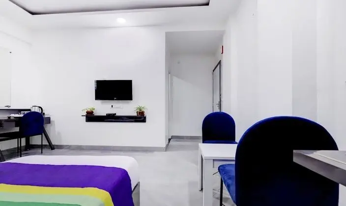 Deluxe Tek Büyük Yataklı Oda