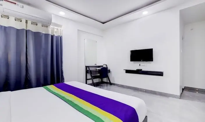Deluxe Tek Büyük Yataklı Oda