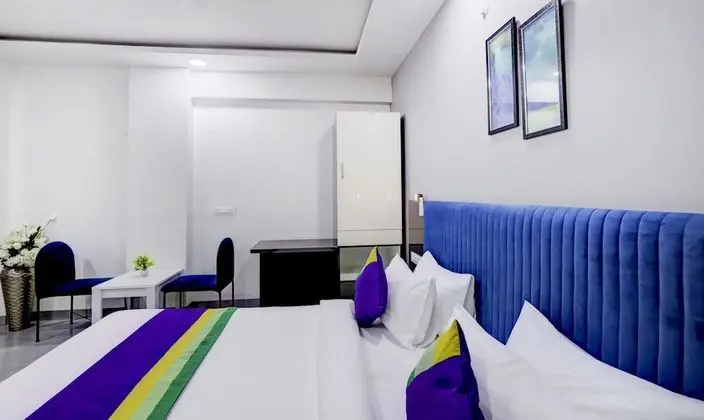 Deluxe Tek Büyük Yataklı Oda