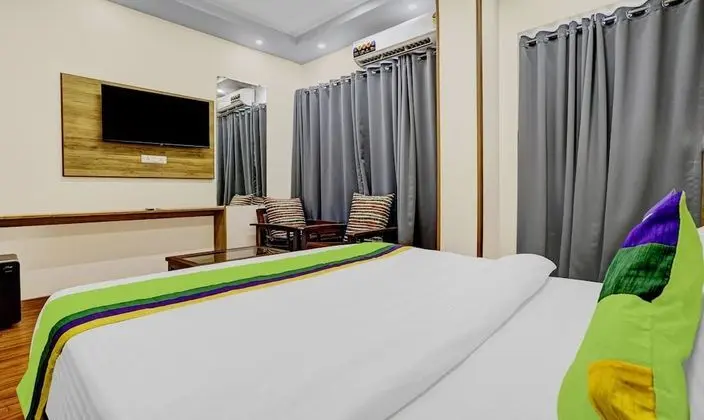 Deluxe Tek Büyük Yataklı Oda