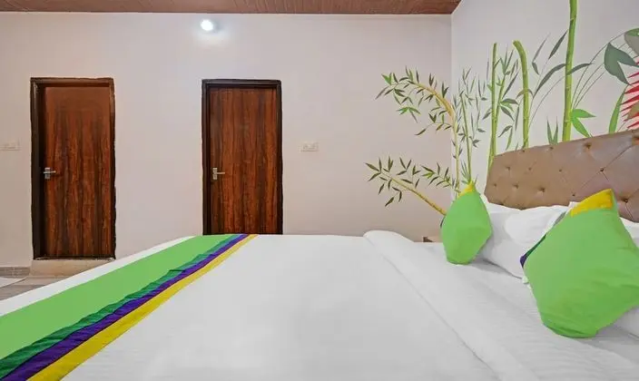 Premium Tek Büyük Yataklı Oda