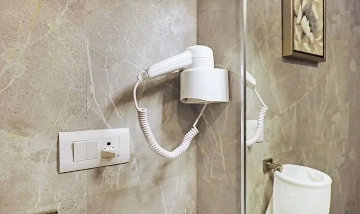 Premium Tek Büyük Yataklı Oda