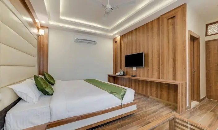 Premium Oda, 1 En Büyük (King) Boy Yatak, Sigara İçilebilir, Şehir Manzaralı