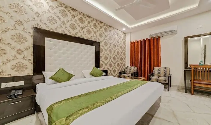 Standard Oda, Birden Çok Yatak, Sigara İçilebilir, Şehir Manzaralı