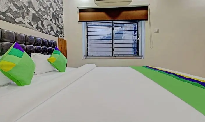 Standard Büyük Yataklı Tek Kişilik Oda