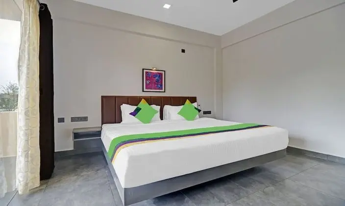 Deluxe Tek Büyük Yataklı Oda, Sigara İçilmez, Balkon