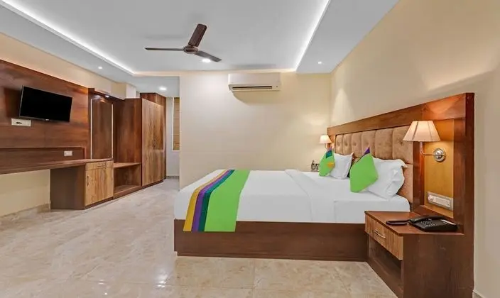 Deluxe Tek Büyük Yataklı Oda