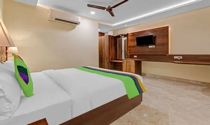 Deluxe Tek Büyük Yataklı Oda