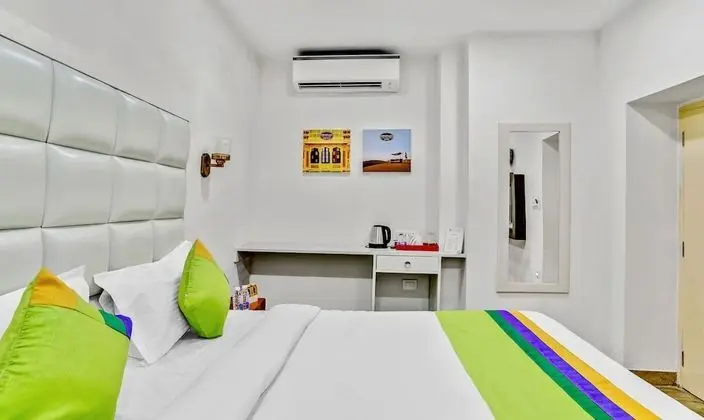 Economy Tek Büyük Yataklı Oda