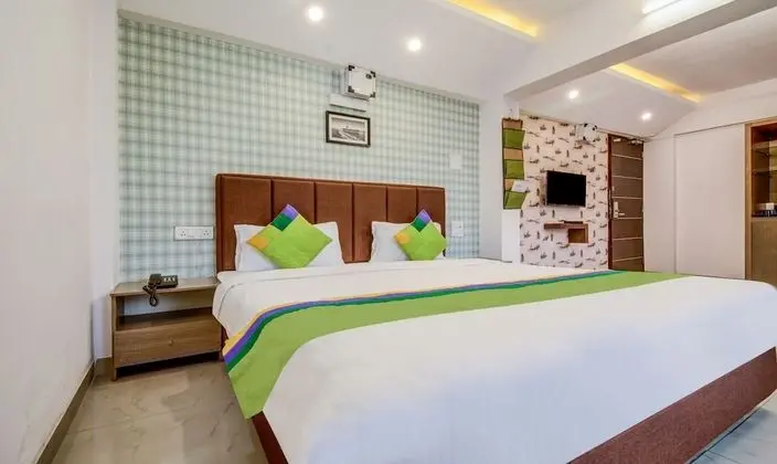 Premium Tek Büyük Yataklı Oda