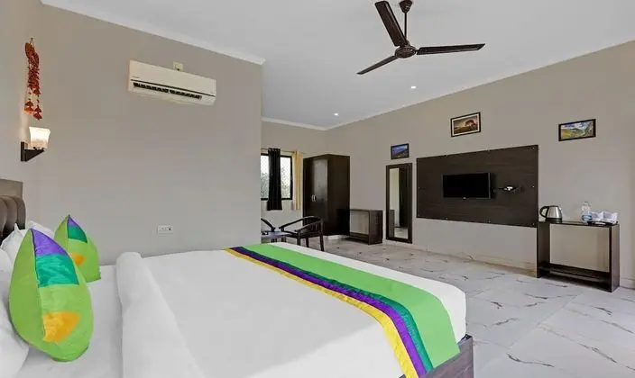 Deluxe Tek Büyük Yataklı Oda