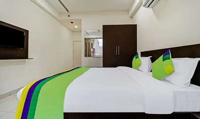 Standard Tek Büyük Yataklı Oda
