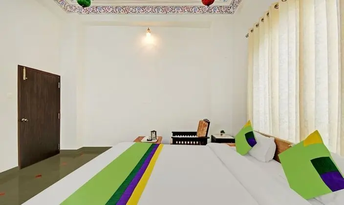 Standard Tek Büyük Yataklı Oda