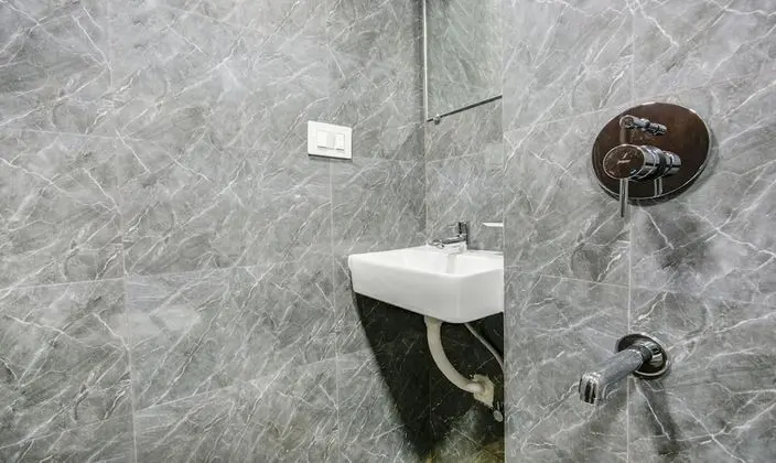 Economy Tek Büyük Yataklı Oda