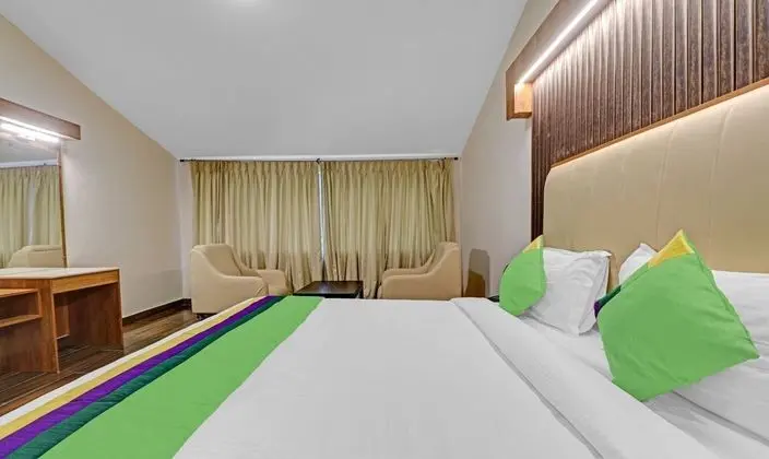 Premium Tek Büyük Yataklı Oda