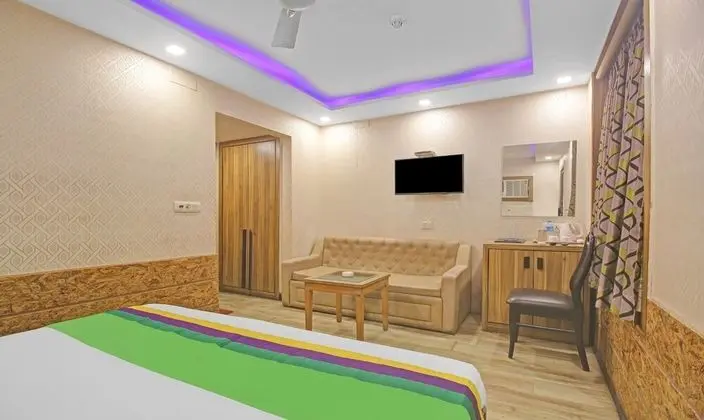 Deluxe Tek Büyük Yataklı Oda