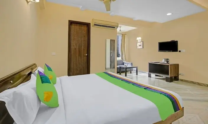 Deluxe Tek Büyük Yataklı Oda