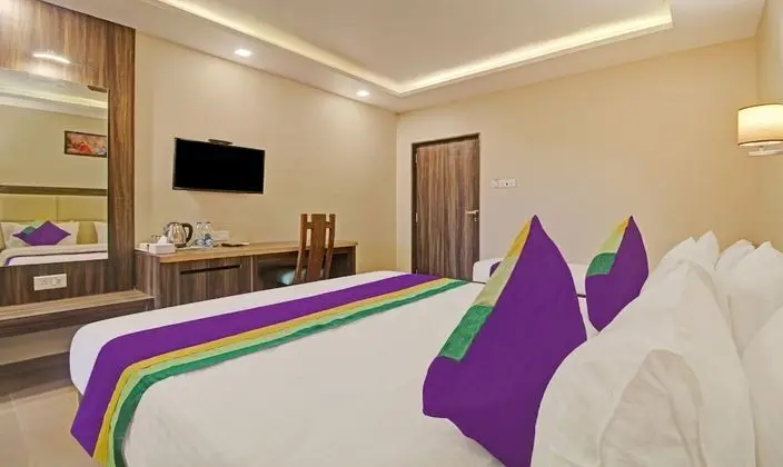 Deluxe Tek Büyük Yataklı Oda