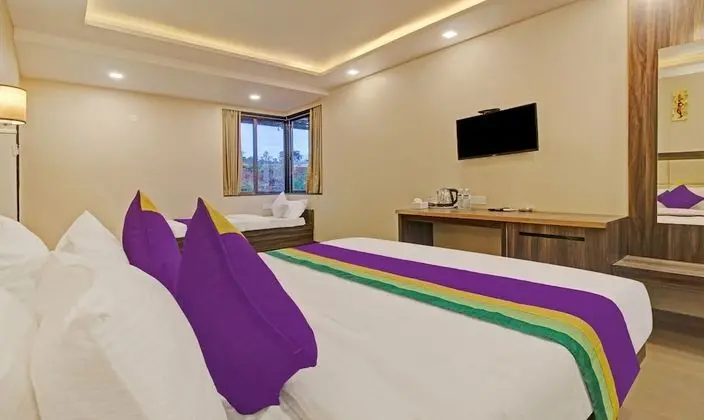 Premium Tek Büyük Yataklı Oda