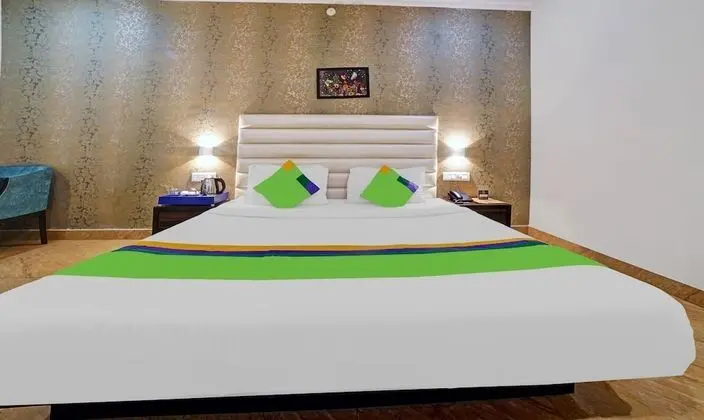 Premium Tek Büyük Yataklı Oda