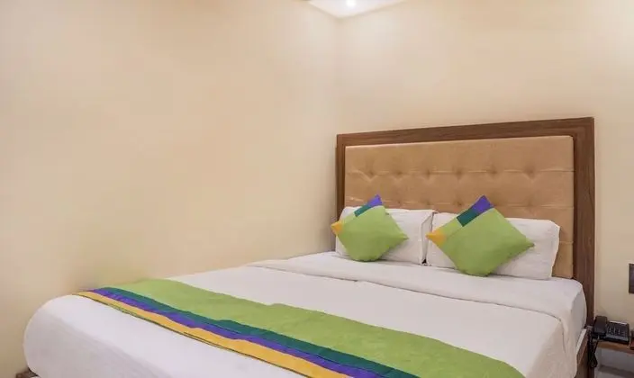 Economy Tek Büyük Yataklı Oda