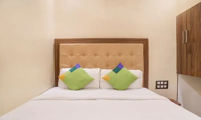 Economy Tek Büyük Yataklı Oda