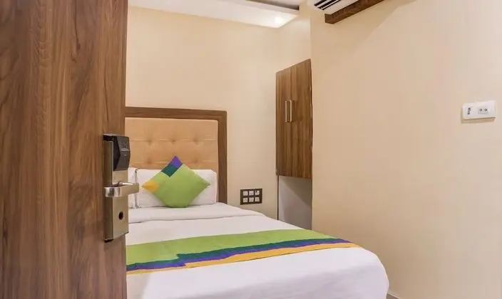 Economy Tek Büyük Yataklı Oda