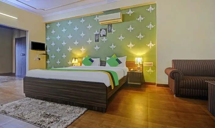 Premium Tek Büyük Yataklı Oda