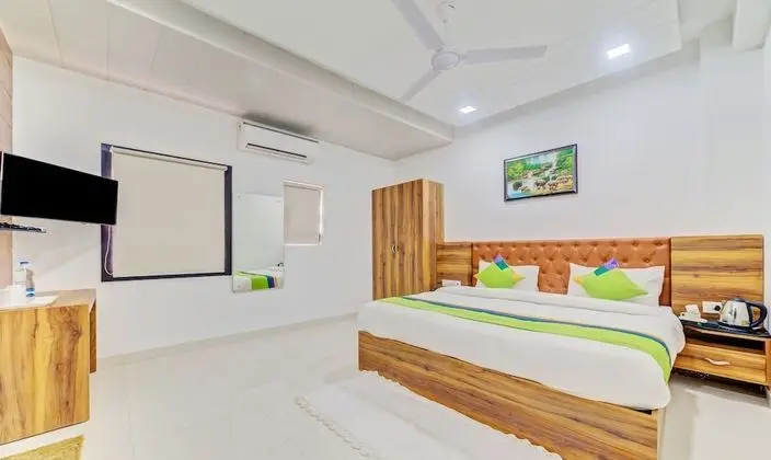 Deluxe Oda, 1 En Büyük (King) Boy Yatak