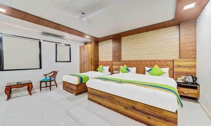 Deluxe Oda, 1 En Büyük (King) Boy Yatak