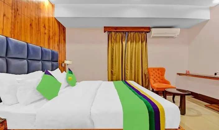 Deluxe Tek Büyük Yataklı Oda