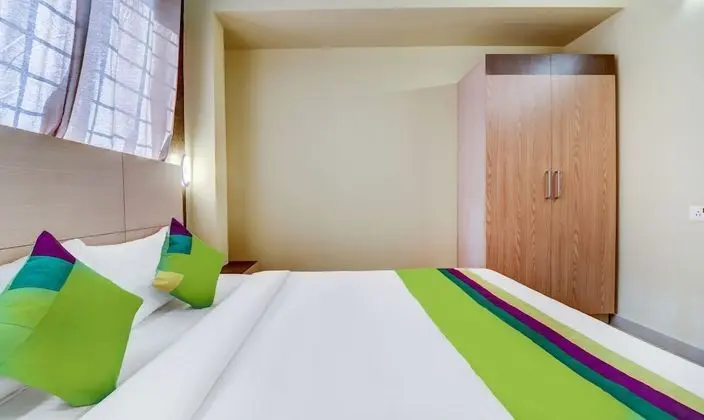 Premium Tek Büyük Yataklı Oda