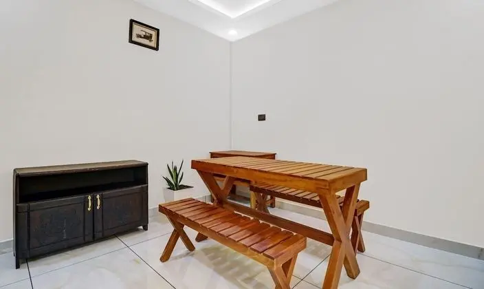 Premium Tek Büyük Yataklı Oda