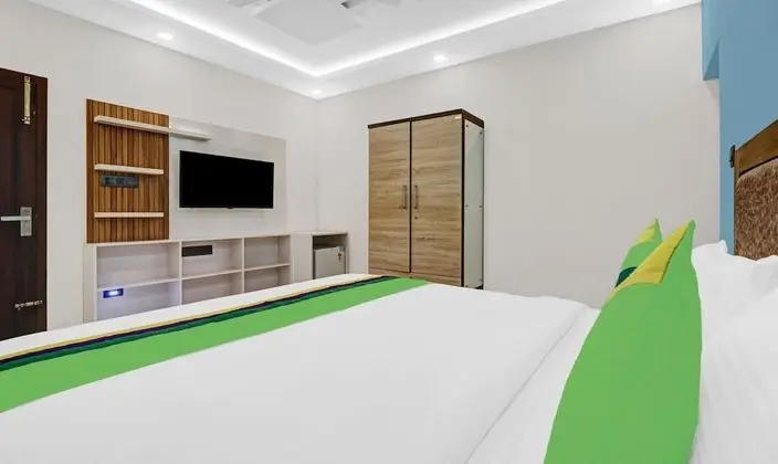 Premium Tek Büyük Yataklı Oda