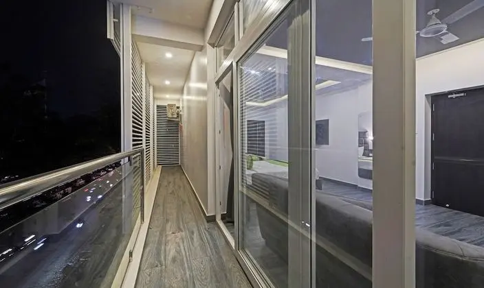 Premium Tek Büyük Yataklı Oda