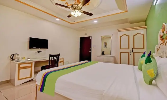 Deluxe Tek Büyük Yataklı Oda