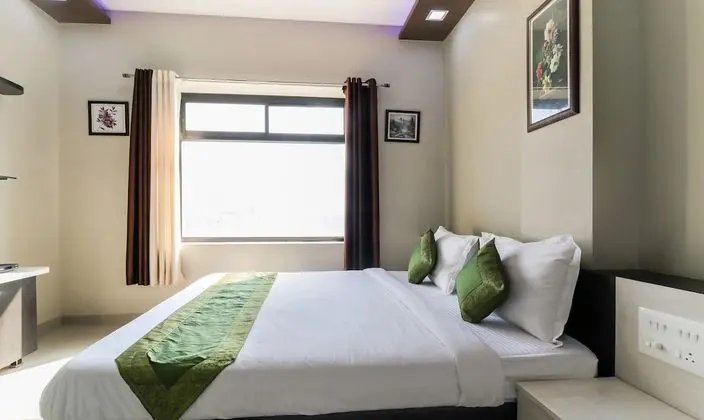 Standard Oda, 1 En Büyük (King) Boy Yatak, Sigara İçilmez, Şehir Manzaralı