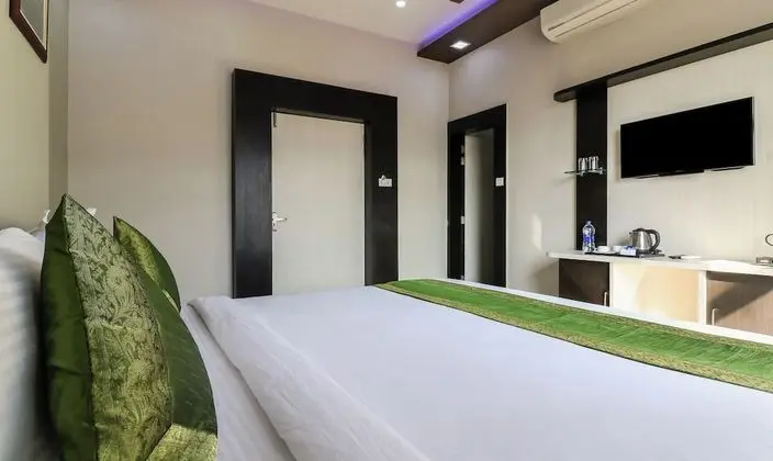 Standard Oda, 1 En Büyük (King) Boy Yatak, Sigara İçilmez, Şehir Manzaralı