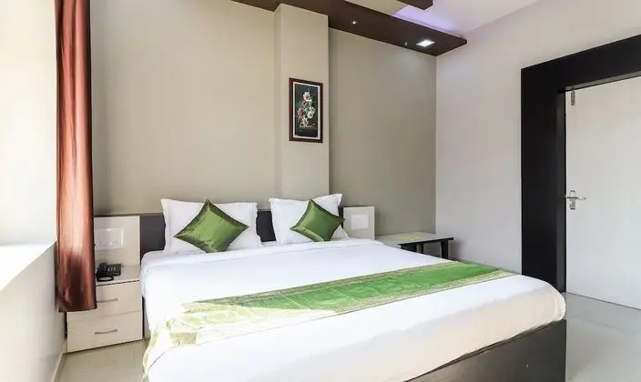Standard Oda, 1 En Büyük (King) Boy Yatak, Sigara İçilmez, Şehir Manzaralı