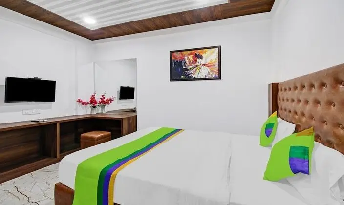 Deluxe Tek Büyük Yataklı Oda