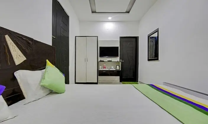 Economy Tek Büyük Yataklı Oda