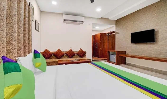 Premium Tek Büyük Yataklı Oda