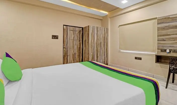 Premium Tek Büyük Yataklı Oda