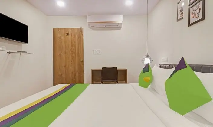 Standard Tek Büyük Yataklı Oda