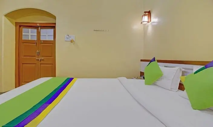 Standard Tek Büyük Yataklı Oda