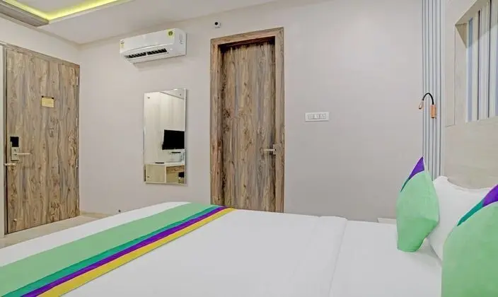 Standard Tek Büyük Yataklı Oda